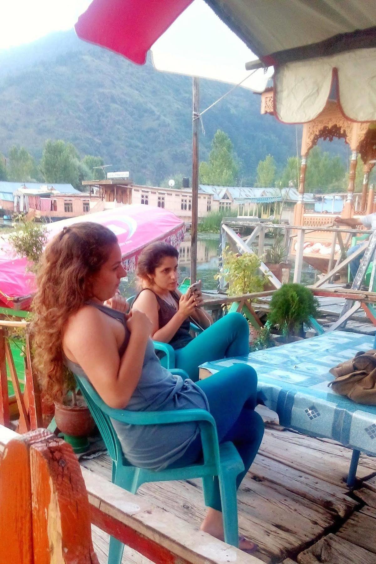 Готель New Bul Bul Group Of Houseboats Srinagar Durgjan Екстер'єр фото
